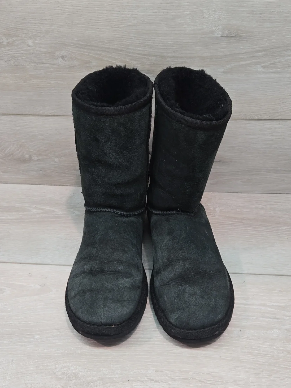 UGG Australia Women Black Suede Mid-Calf Shearling Boots Shoes Sz 6